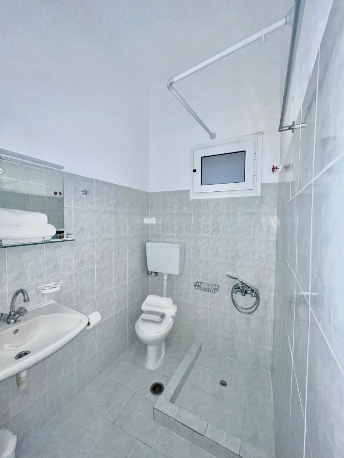 Diana Studios Пефки Екстериор снимка
